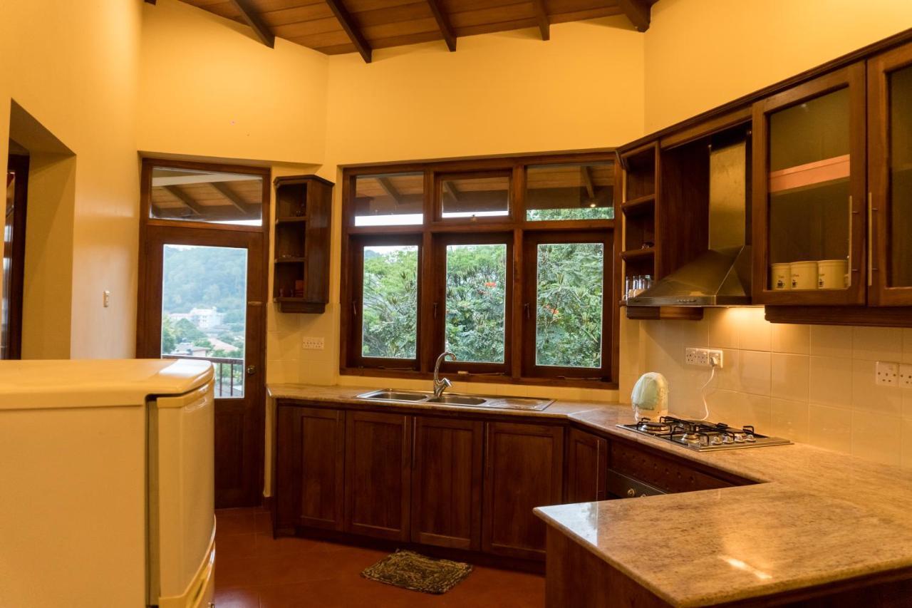 Aronka Homestay Kandy Bilik gambar